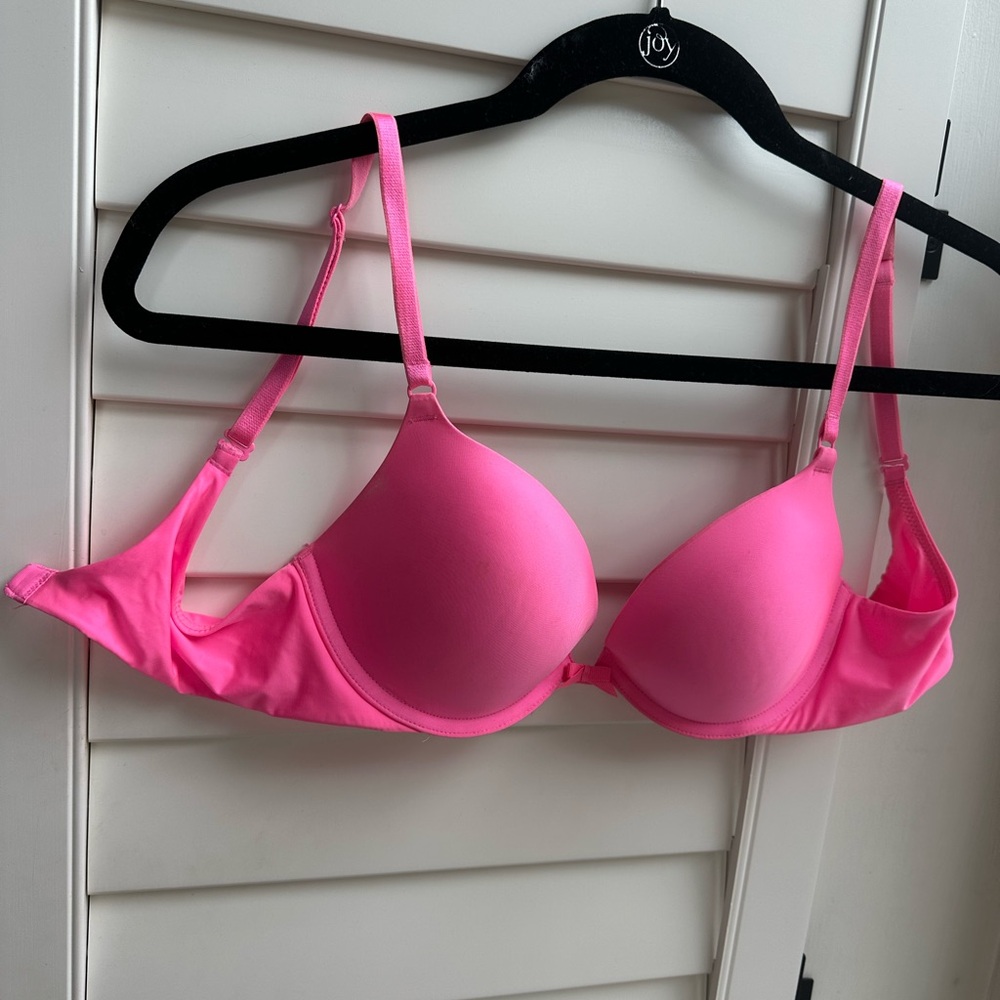 Victoria’s Secret Push-Up Bra 32C Hot Pink Padded Underwire Sexy Lingerie